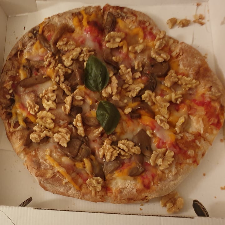 photo of Pirati DeLuxe Pizza Veliero shared by @sereveg on  21 Mar 2022 - review