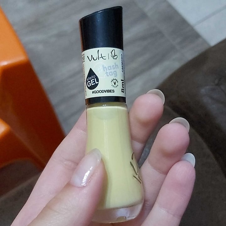 photo of vult esmalte efeito gel shared by @sanas on  08 Jan 2022 - review