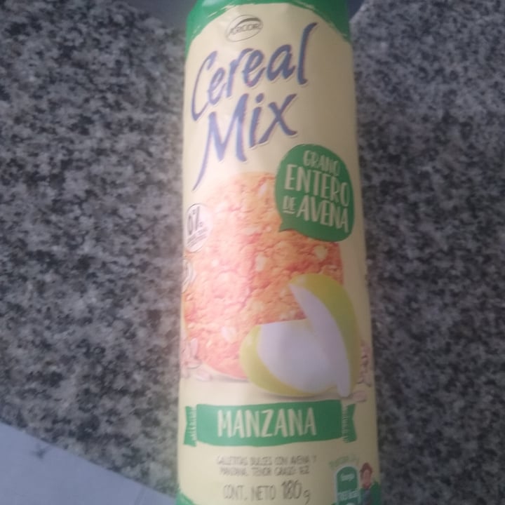 photo of Cereal mix Galletitas de Manzana shared by @maracarolina on  22 Jan 2021 - review
