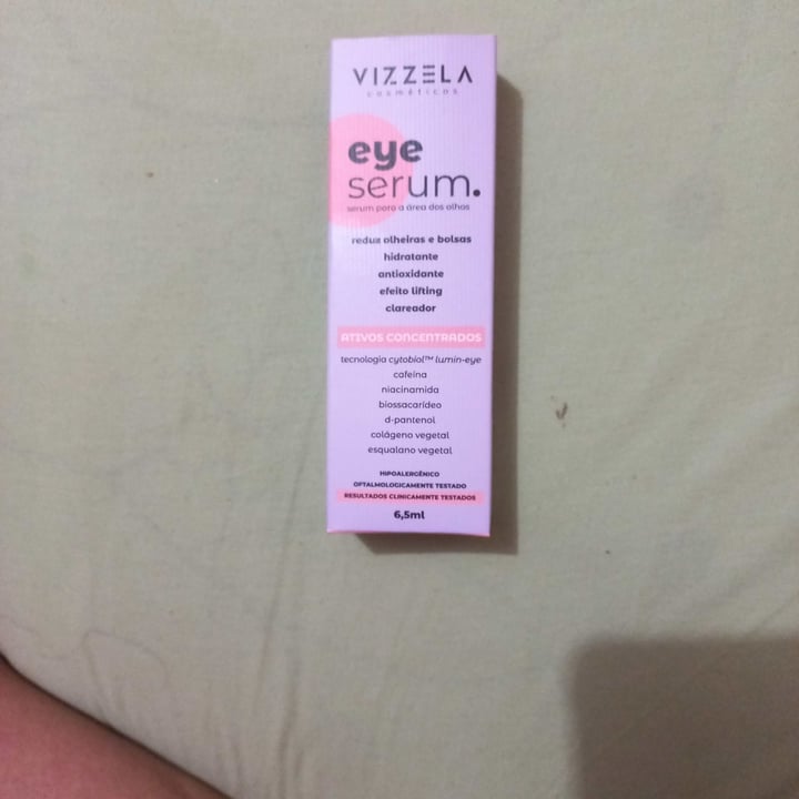 photo of Vizzela Cosméticos Eye serum shared by @yaskara on  25 Apr 2022 - review