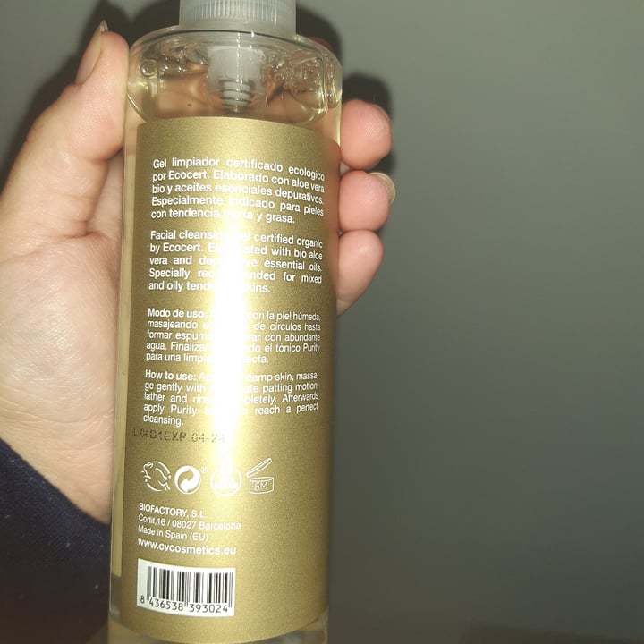 review photo of Cv primary essence Limpiador facial shared by @simoyruth on 14 Oct 2021 - review
