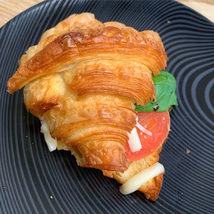 photo of Oh My Days Vegan Cafe Croissant Tomato Cheese shared by @veganfoodinsydney on  20 Nov 2020 - review