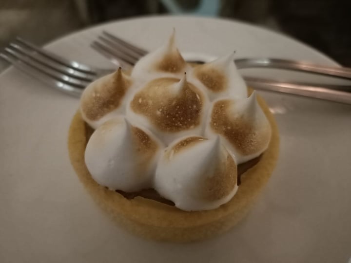 photo of La Colectiva Café Lemon Meringue Pie shared by @hannahveganamadrid on  06 Mar 2020 - review