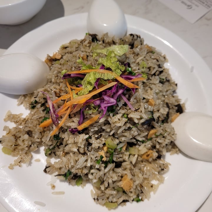 photo of Green on Earth Vegetarian Cafe Olive Fried Rice shared by @byobottlesg on  02 Jul 2022 - review