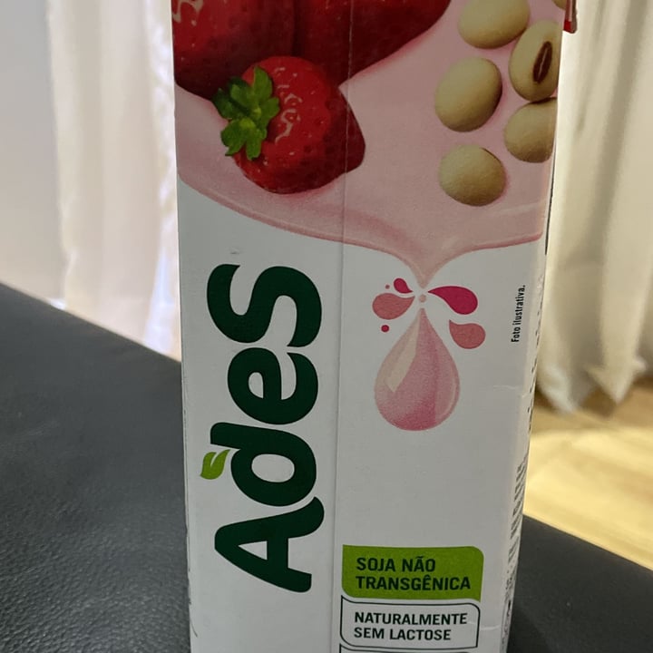 review photo of Ades AdeS Com Suco De Morango - 1 Litro shared by @hectorferreira on 14 May 2022 - review