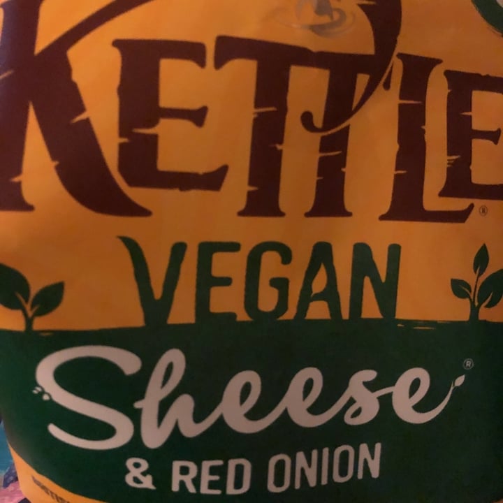 photo of Kettle Vegan Sheese & Red Onion shared by @gracielacie on  18 Jan 2020 - review