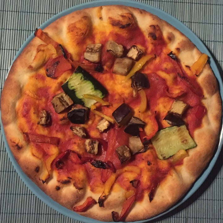 review photo of Esselunga Bio Pizza alle verdure con grano kamut shared by @piantecotte on 03 Sep 2021 - review