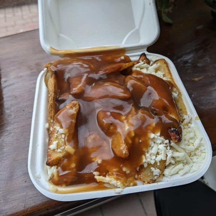 review photo of Attaboy, pizzeria de quartier Vegan Poutine shared by @victormarsik on 06 Nov 2022 - review