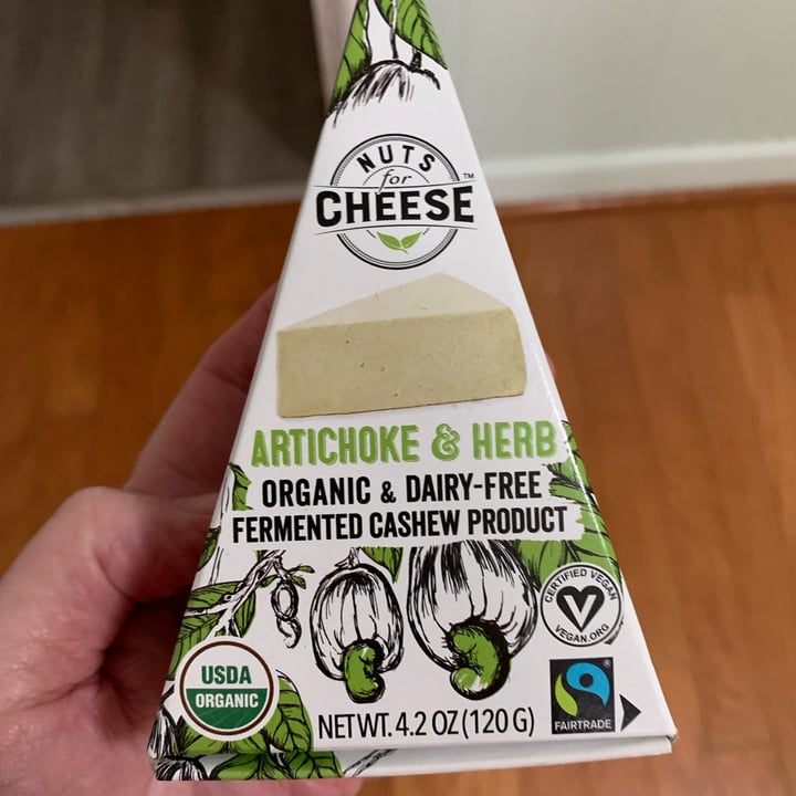 photo of Nuts For Cheese Artichoke & Herb shared by @onehungryvegan on  26 Dec 2021 - review