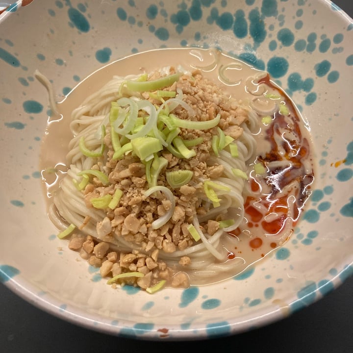 photo of TUTTOFABRODO Dan Dan Noodles shared by @giucig on  14 Dec 2021 - review