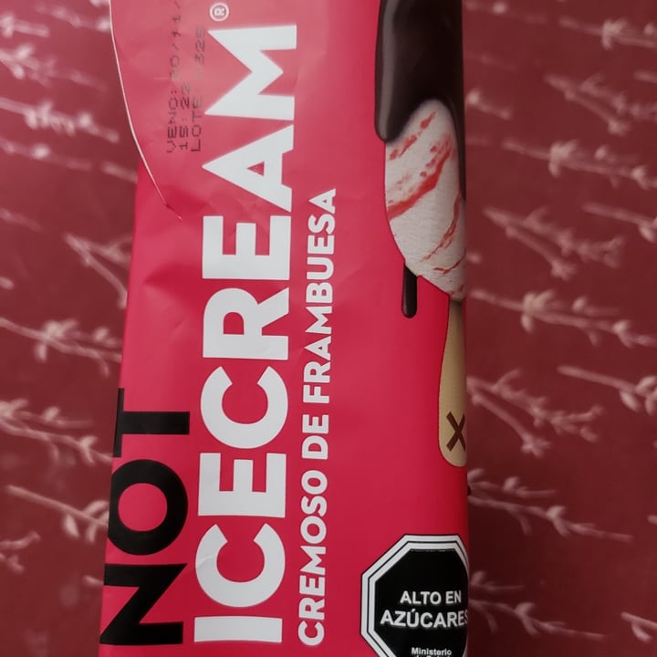 photo of NotCo Not Icecream Cremoso de Frambuesa shared by @sotonarbona on  21 Feb 2021 - review