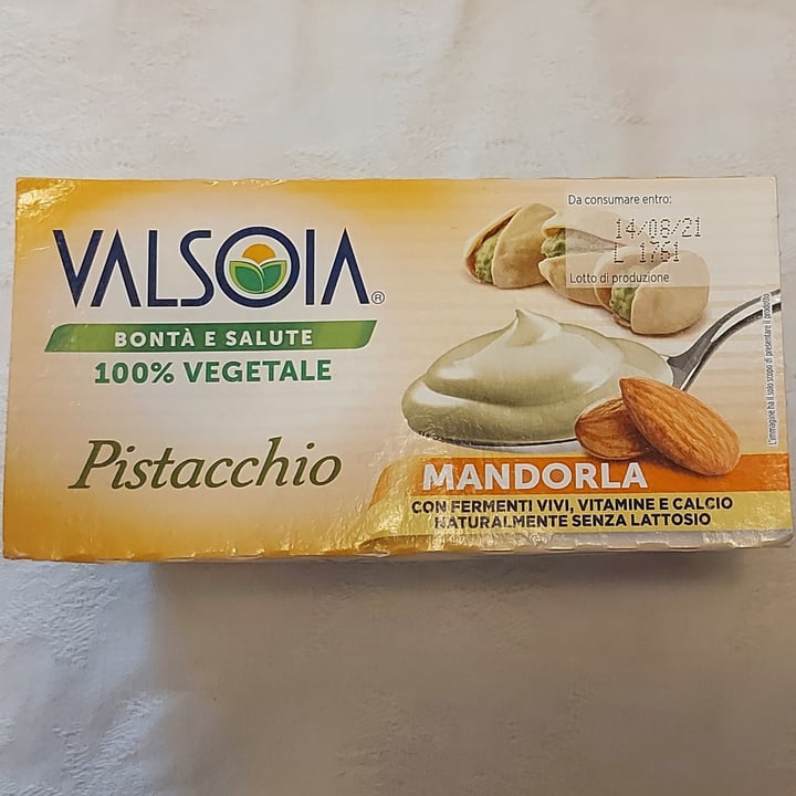 photo of Valsoia Pistacchio Mandorla shared by @ely01 on  05 Aug 2021 - review