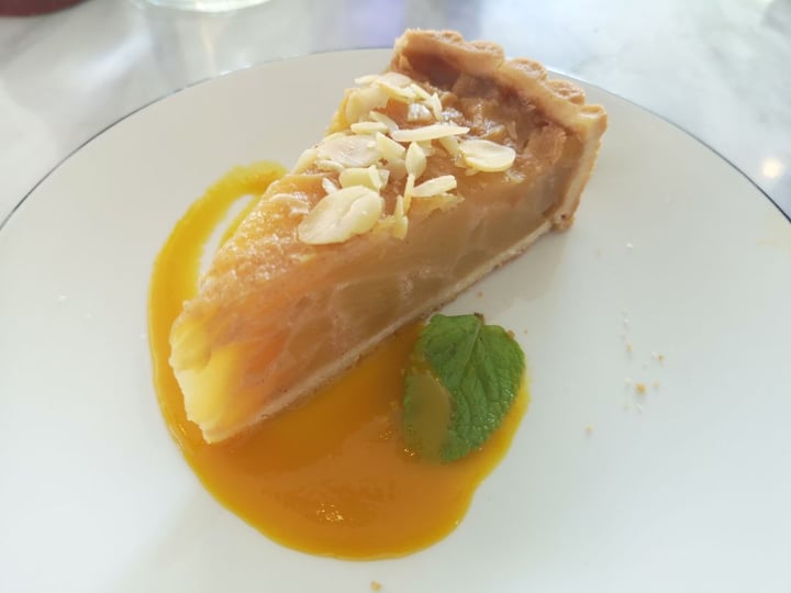 photo of PizzaExpress Vegan Apple Tart shared by @raffymabanag on  02 Mar 2019 - review