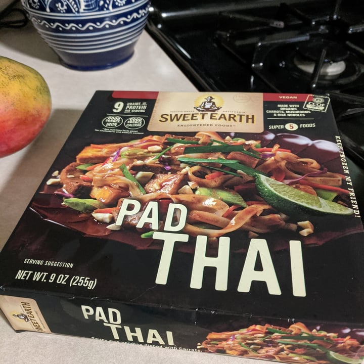 photo of Sweet Earth Pad Thai shared by @staciatx on  08 May 2020 - review