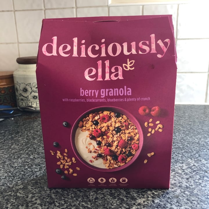photo of Deliciously Ella Berry Granola shared by @alicemary on  02 Apr 2022 - review