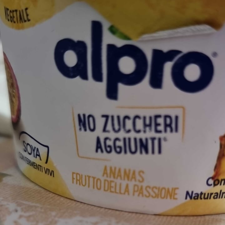 photo of Alpro Ananas Fruit Passion Yogurt shared by @annat97 on  02 Jul 2022 - review