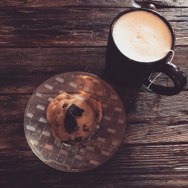 photo of revelstoke café Oreo Stuffed Chocolate Chip Cookie shared by @kierarolston on  06 Dec 2019 - review