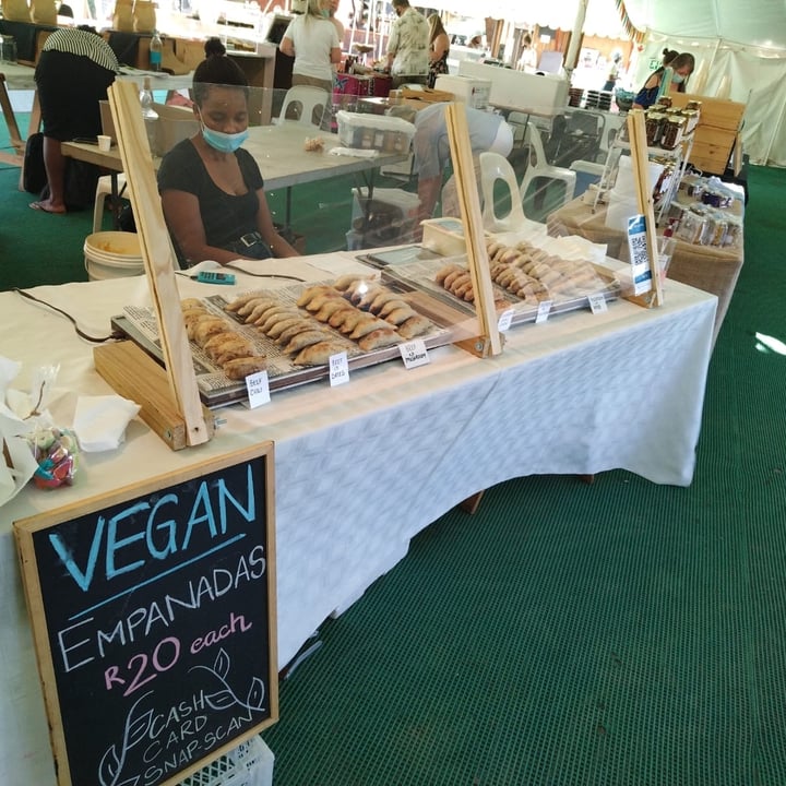 photo of Vegan Goods Market Beef teriyaki empanada shared by @carmz on  07 Mar 2022 - review