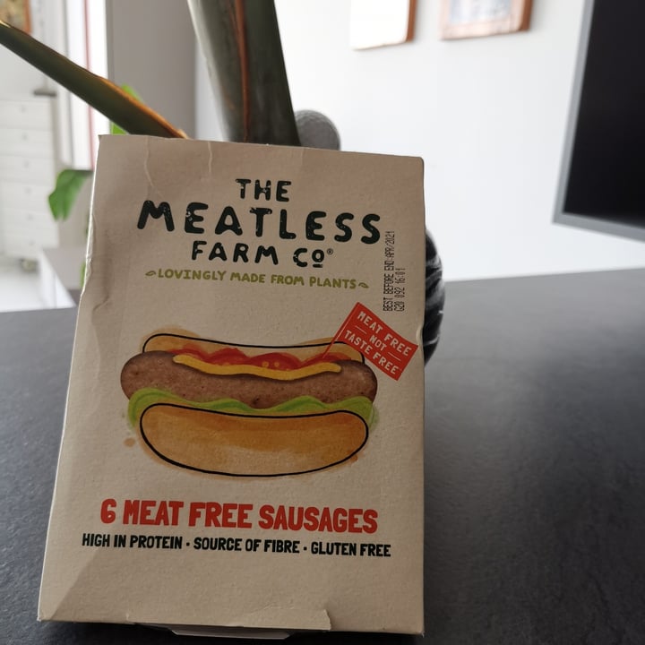 photo of Meatless Farm Meat Free Sausages shared by @lukasser on  02 Dec 2020 - review