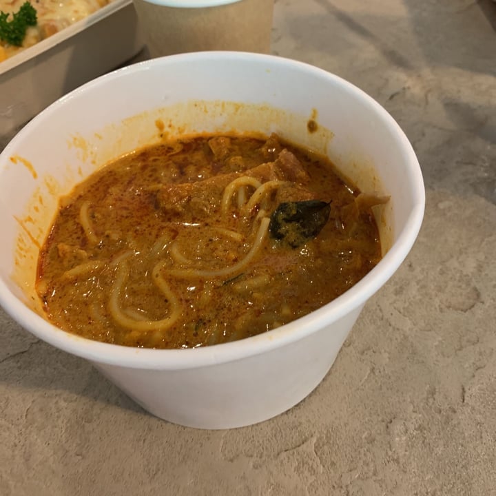 photo of The Social Kitchen at Jurong Bird Park No Chicken Assam Curry With Rice shared by @ghaasphuus on  24 Jan 2021 - review