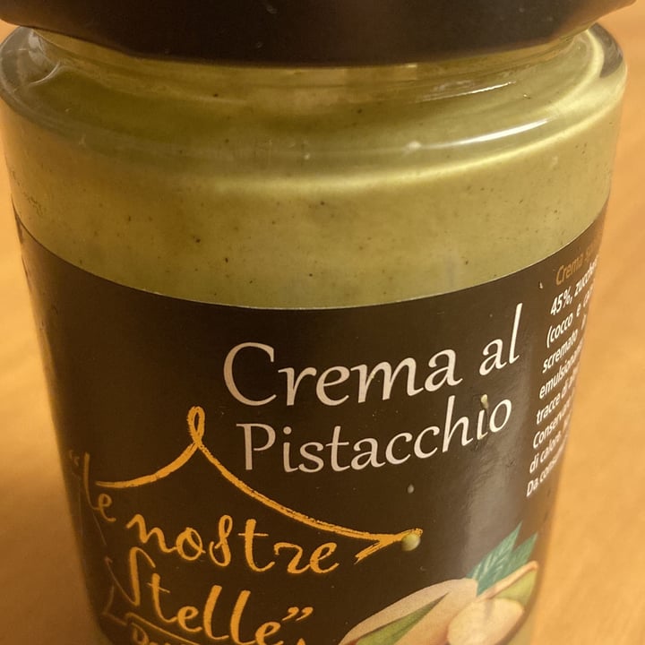 review photo of Dolciando le nostre stelle crema al pistacchio shared by @serenatantucci on 19 Sep 2022 - review
