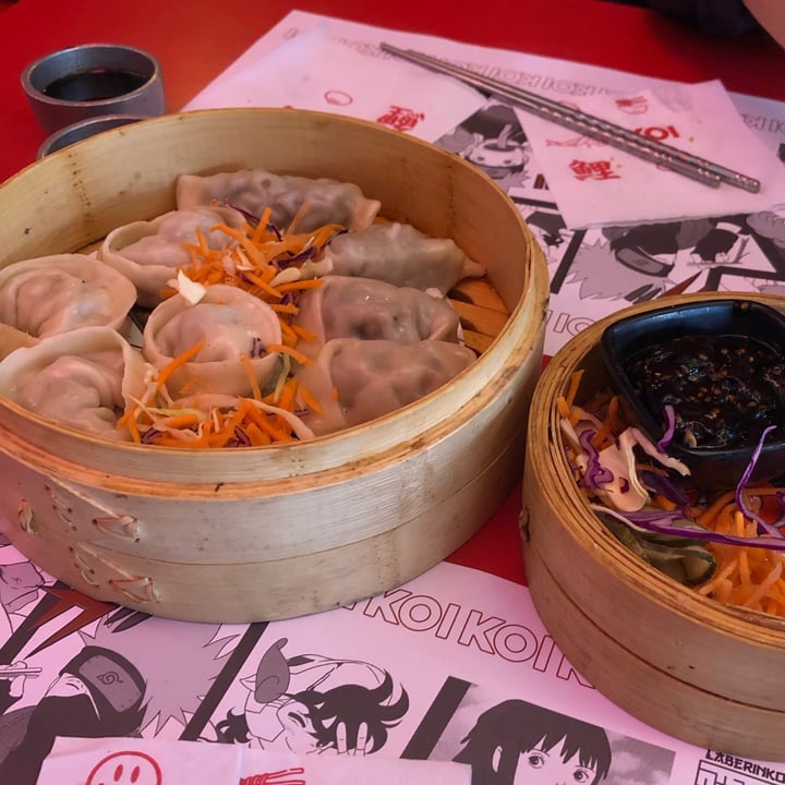 photo of KOI Beer & Dumplings - Lavalleja Degustación Dumplings Veganos shared by @caaro1212 on  16 Sep 2022 - review