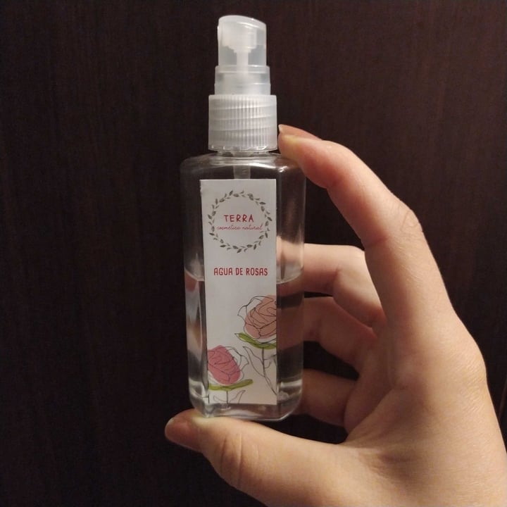 photo of Terra Cosmética Natural Agua de Rosas shared by @camibelen on  05 May 2021 - review