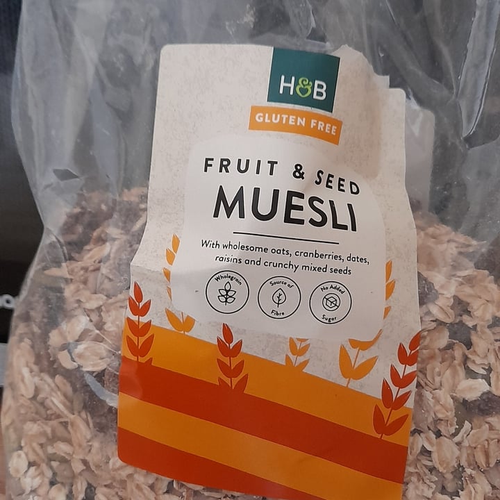 photo of Holland & Barrett Fruit And Seed Muesli shared by @carolinecherie on  07 May 2022 - review