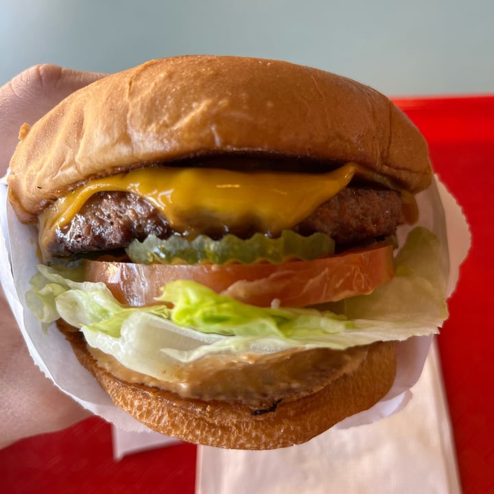 photo of Burgerlords “Beefy” Cheeseburger shared by @michael93l on  11 Mar 2022 - review