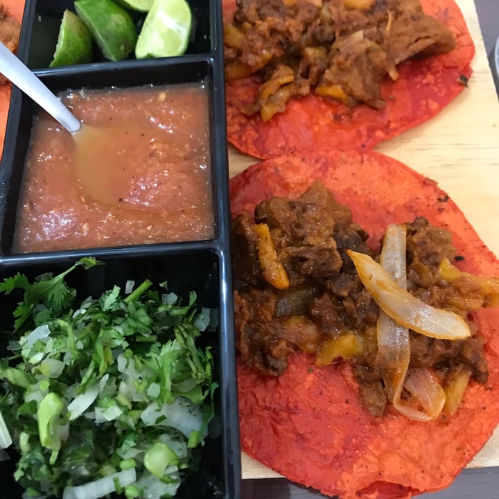 photo of Indigo - Comida vegana y vegetariana Tacos al pastor shared by @jesuscarrillo on  01 Aug 2022 - review