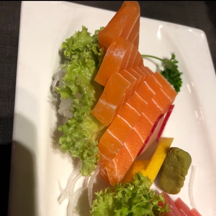 photo of Herbivore Salmon Sashimi shared by @soy-orbison on  23 Nov 2022 - review