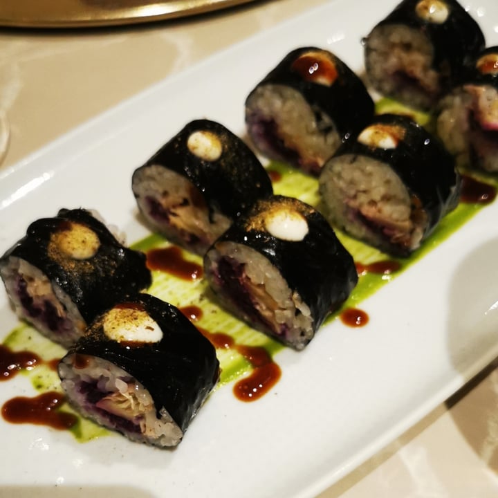 photo of Linfa Milano - Eat Different Jackfruit Crab Sushi shared by @aston on  23 Mar 2022 - review
