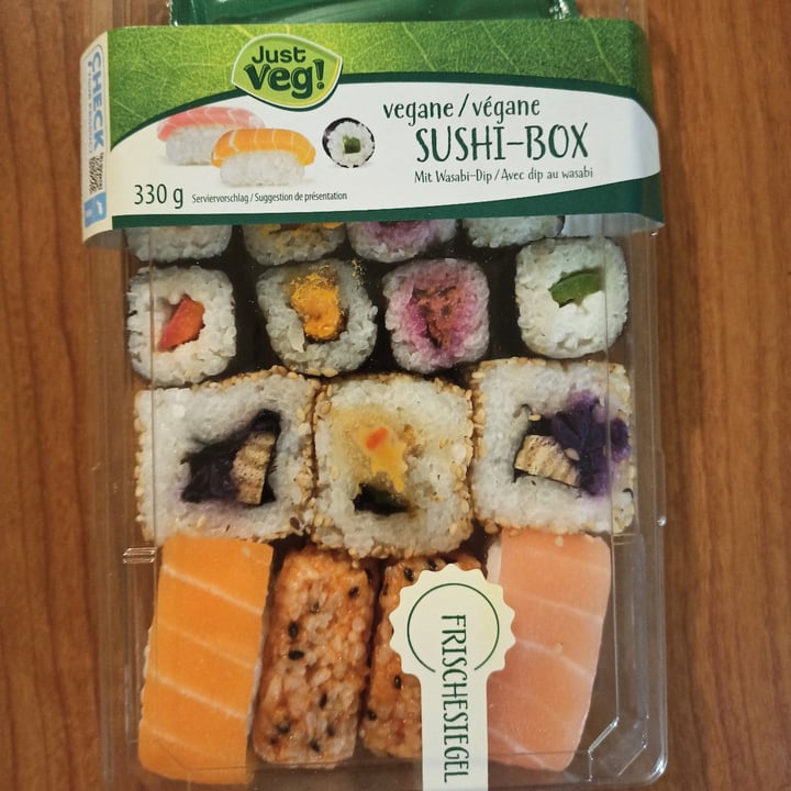 photo of Just Veg! (ALDI Italy) Sushi-Box shared by @lelemargot on  24 Jan 2022 - review