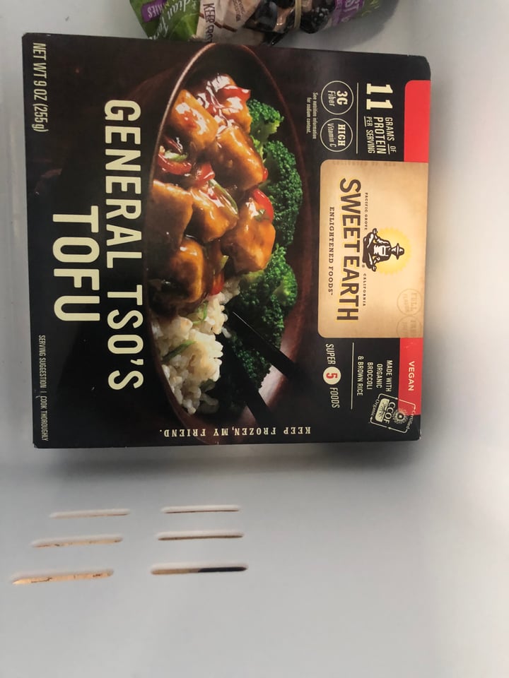 photo of Sweet Earth General Tso's Tofu shared by @nisharespect on  09 Jul 2022 - review