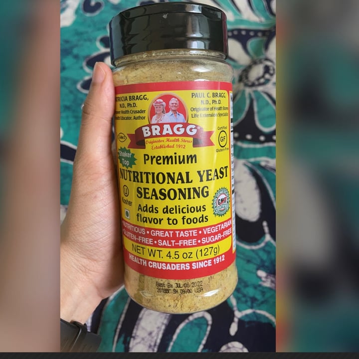 photo of Bragg Nutritional Yeast Seasoning shared by @ishaaraa on  10 Jan 2021 - review