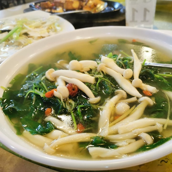 photo of Nature Vegetarian Delights Spinach and Mushrooms in Soup shared by @sitnyx on  13 May 2021 - review