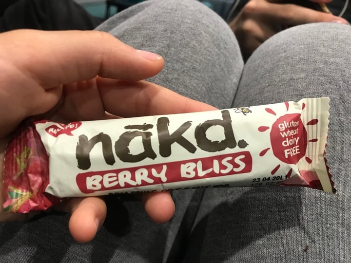 photo of Nākd. Berry Bliss Bar shared by @triniveg on  17 Feb 2020 - review