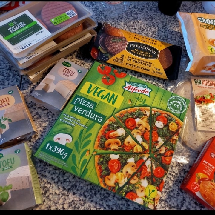 review photo of Trattoria Alfredo Pizza Vegana de Verdura shared by @falkenmayerkaren on 27 Mar 2021 - review
