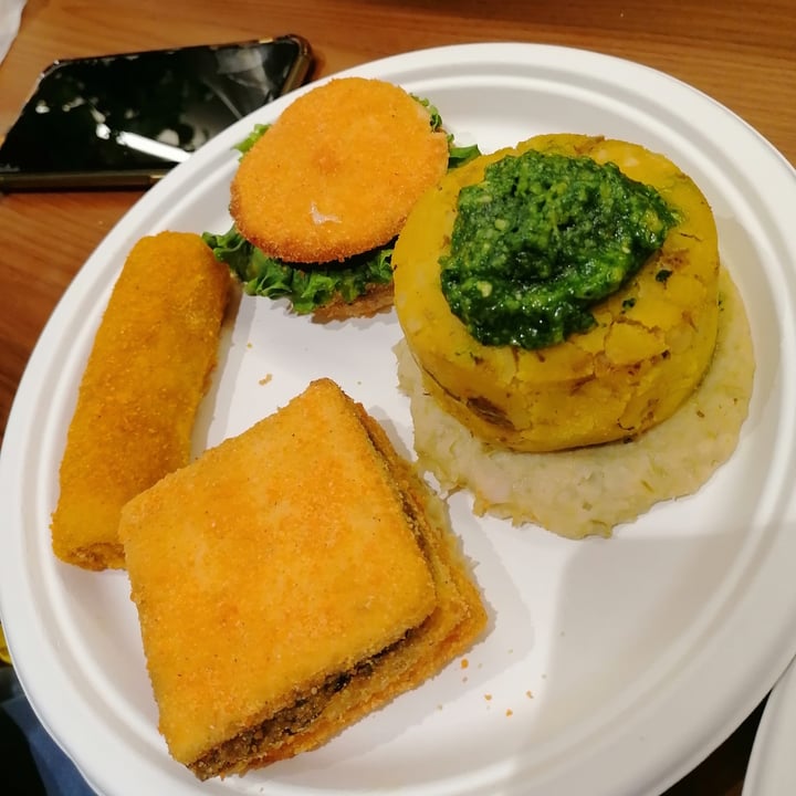 photo of Artisti del Vegetariano Milano Parmigiana shared by @ludovicac on  24 May 2022 - review