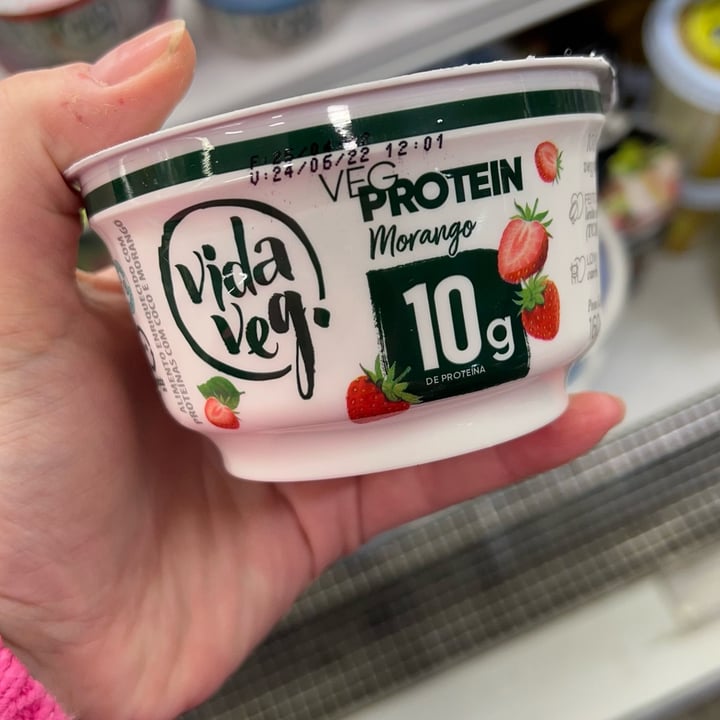 photo of Vida Veg Iogurte Grego Proteina de Morango shared by @julcileia on  11 May 2022 - review