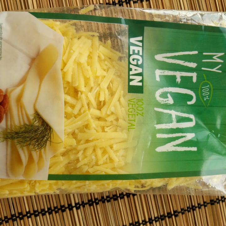 photo of MYVEGAN Vegan Cheese Shreds shared by @thehummingvegan on  15 Jun 2021 - review