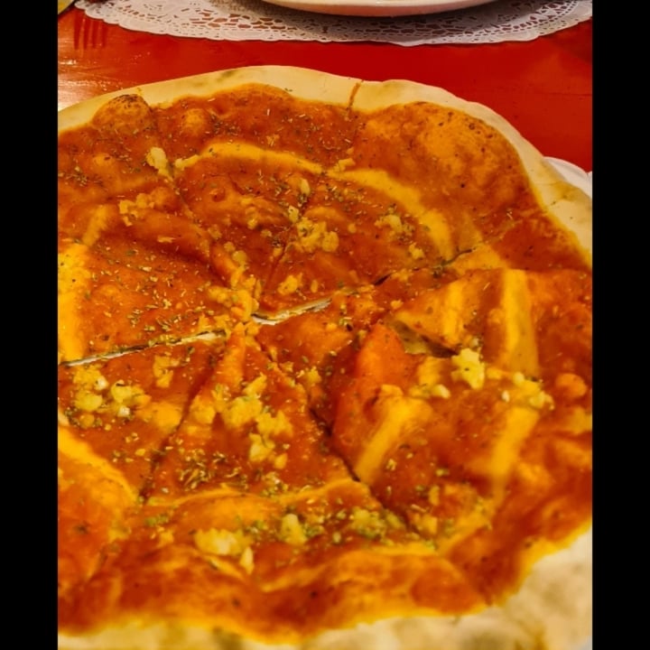 photo of Piccola Italia Da Luigi Pizzeria Pizza Marinara shared by @yonas on  08 Sep 2022 - review