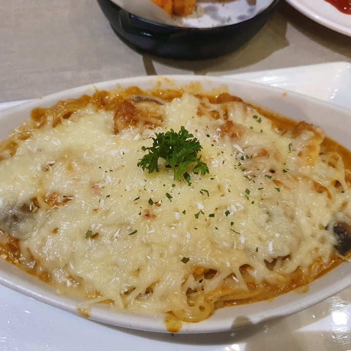 photo of Flavours by Saute Baked Pasta Laksa Lion Mane Spaghetti shared by @mushroomtarian on  17 Sep 2022 - review
