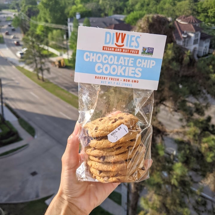 photo of Divvies Divvies Chocolate Chip Cookies shared by @veggieassassin on  11 Apr 2021 - review