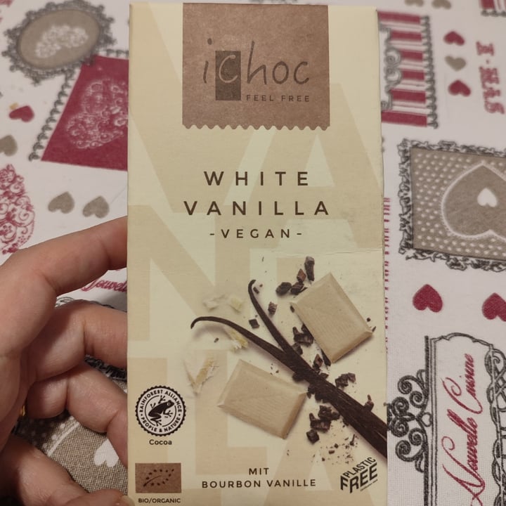 photo of iChoc White Vanilla shared by @iaia82 on  10 Dec 2021 - review