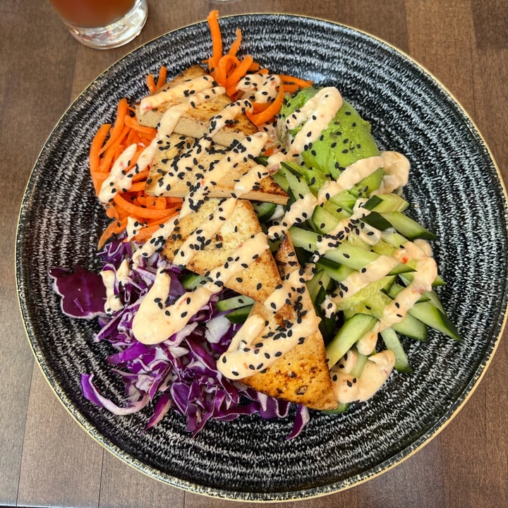 photo of Vegan Street sesame ginger noodle bowl shared by @becs10 on  01 Aug 2022 - review