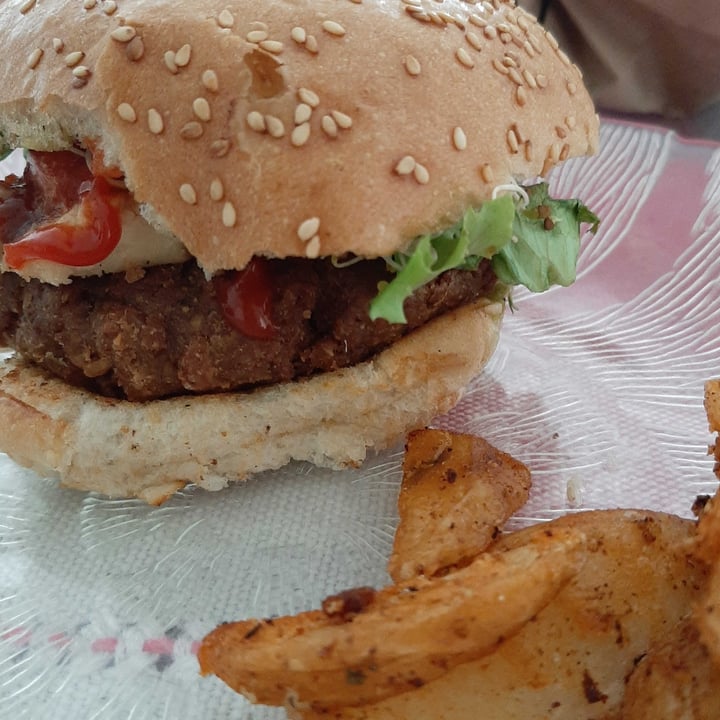 photo of Curcuma Vegano/Vegetariano Hamburguesa Corajuda shared by @sandragora on  22 Aug 2020 - review