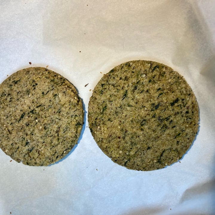 photo of Hilary's Hemp & Greens Veggie Burger shared by @happyhorse on  14 Sep 2022 - review