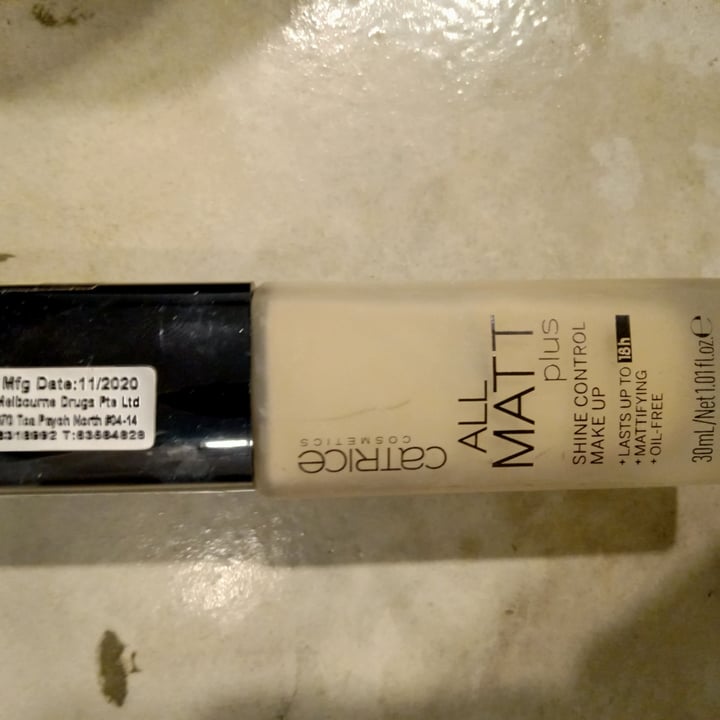 photo of Catrice Cosmetics All Matt Plus Shine Control Make Up shared by @maiwennmia on  11 Nov 2021 - review