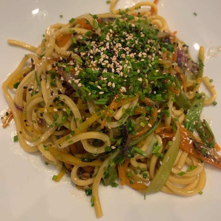 photo of Hops Beerstrò Bigoli yakisoba shared by @annuccia355 on  20 Dec 2021 - review